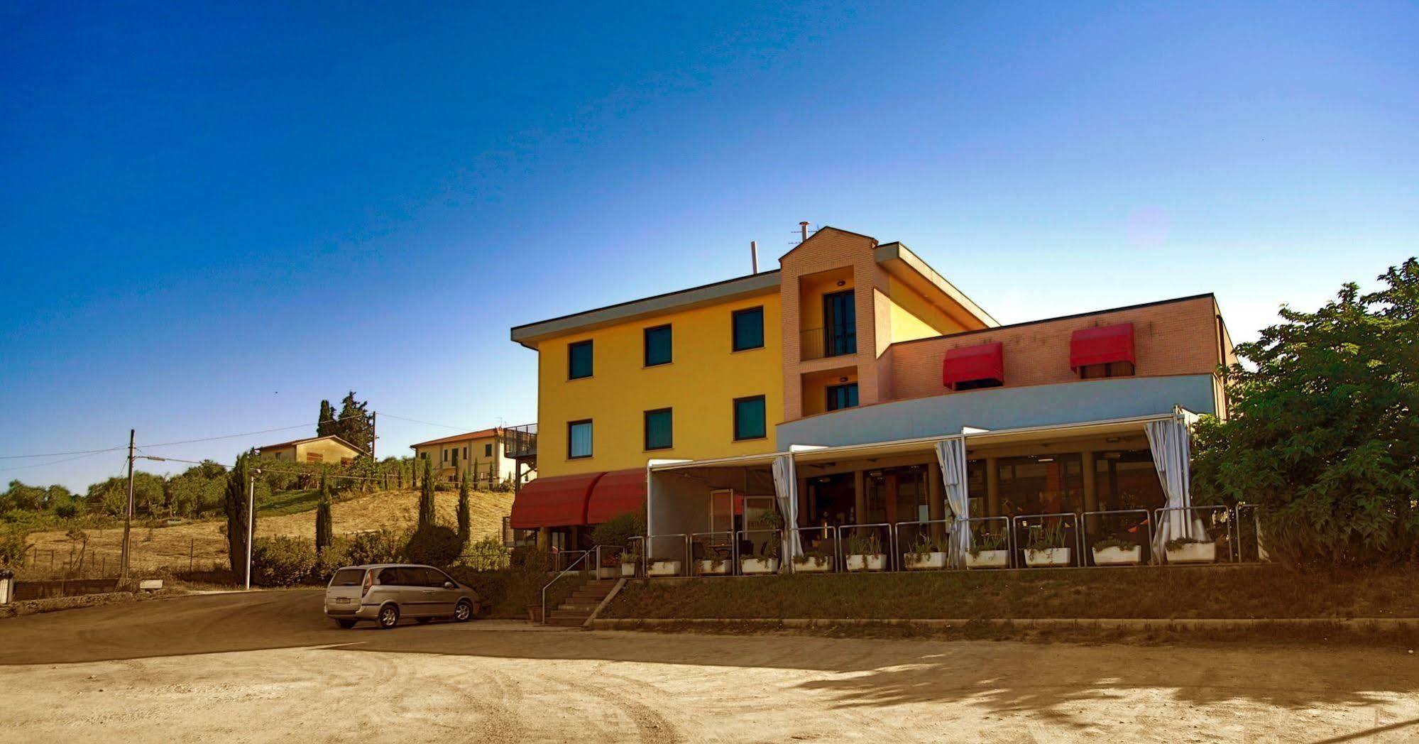 L'Antica Sosta Hotel Castelfiorentino Bagian luar foto
